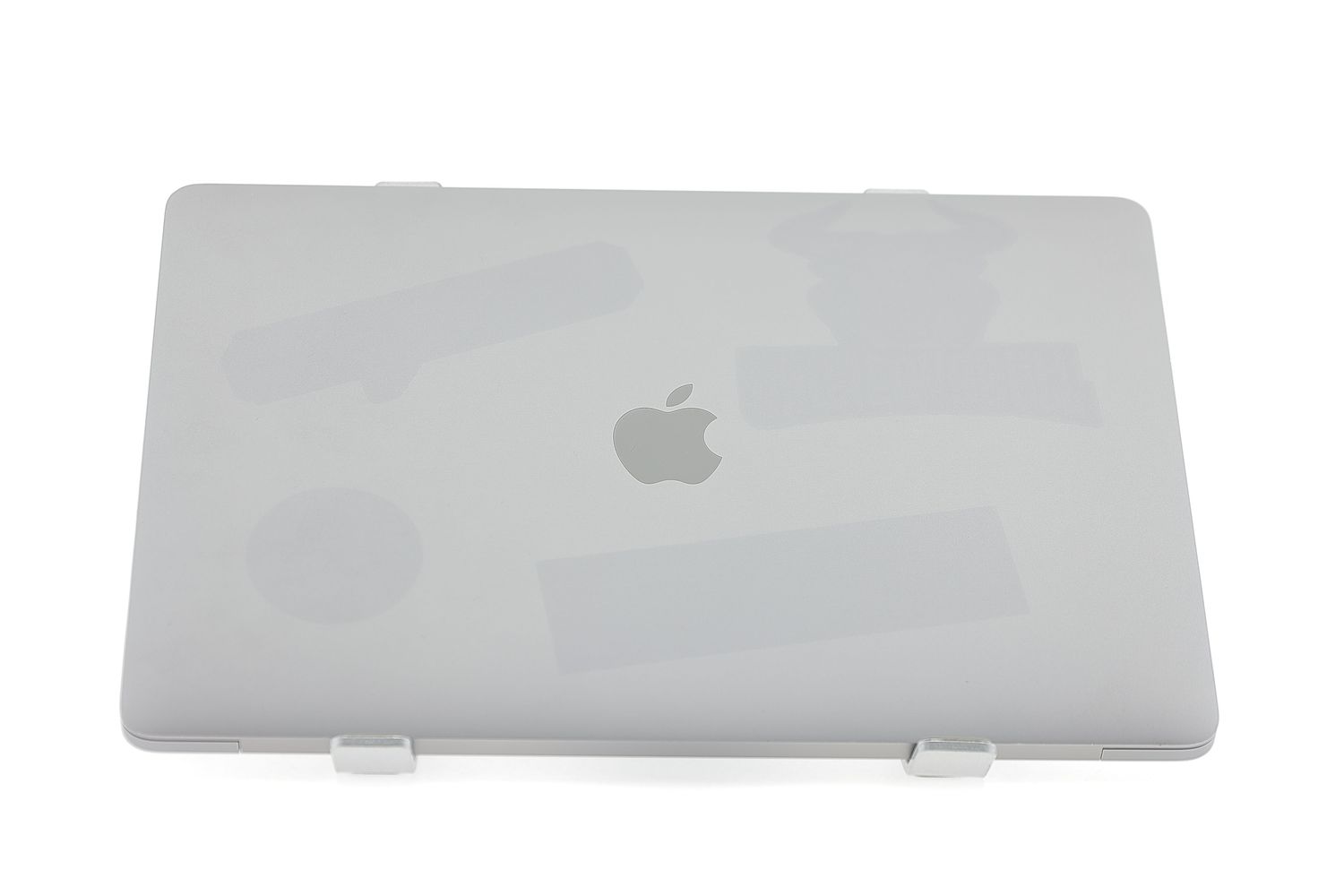 Apple MacBook Pro 13″ 2020, M1 8 Cores, 8 GB, 8 core GPU 256 GB Space Gray - Много добро