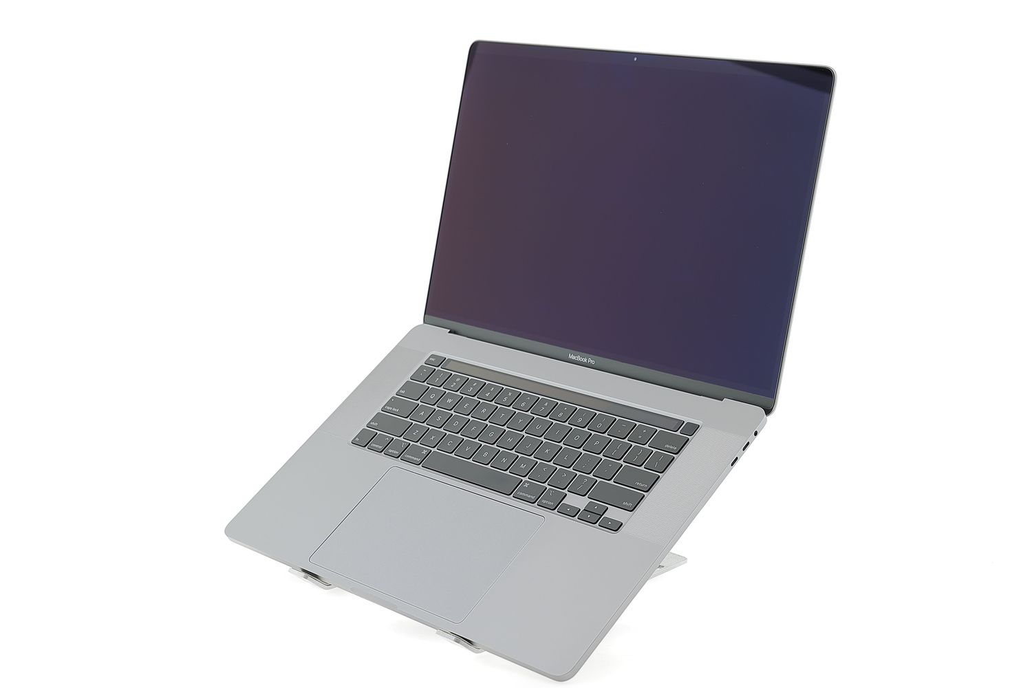 Apple MacBook Pro 16″ Touch Bar 2019, i9 2.4 GHz, 16 GB, AMD Radeon Pro 5300M 1 TB Space Gray - Ca nou