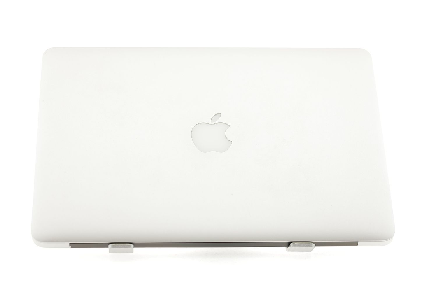 Apple MacBook Air 13″ 2017, i5 1.8 GHz, 8 GB, HD Graphics 6000 128 GB Silver - Ca nou