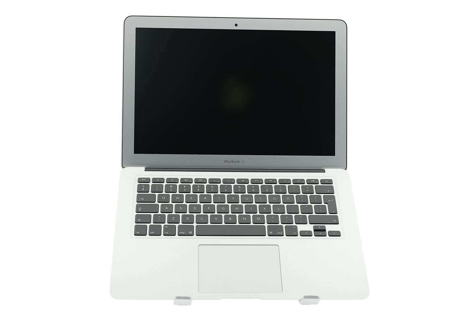 Apple MacBook Air 13″ 2017, i5 1.8 GHz, 8 GB, HD Graphics 6000 128 GB Silver - Kiváló