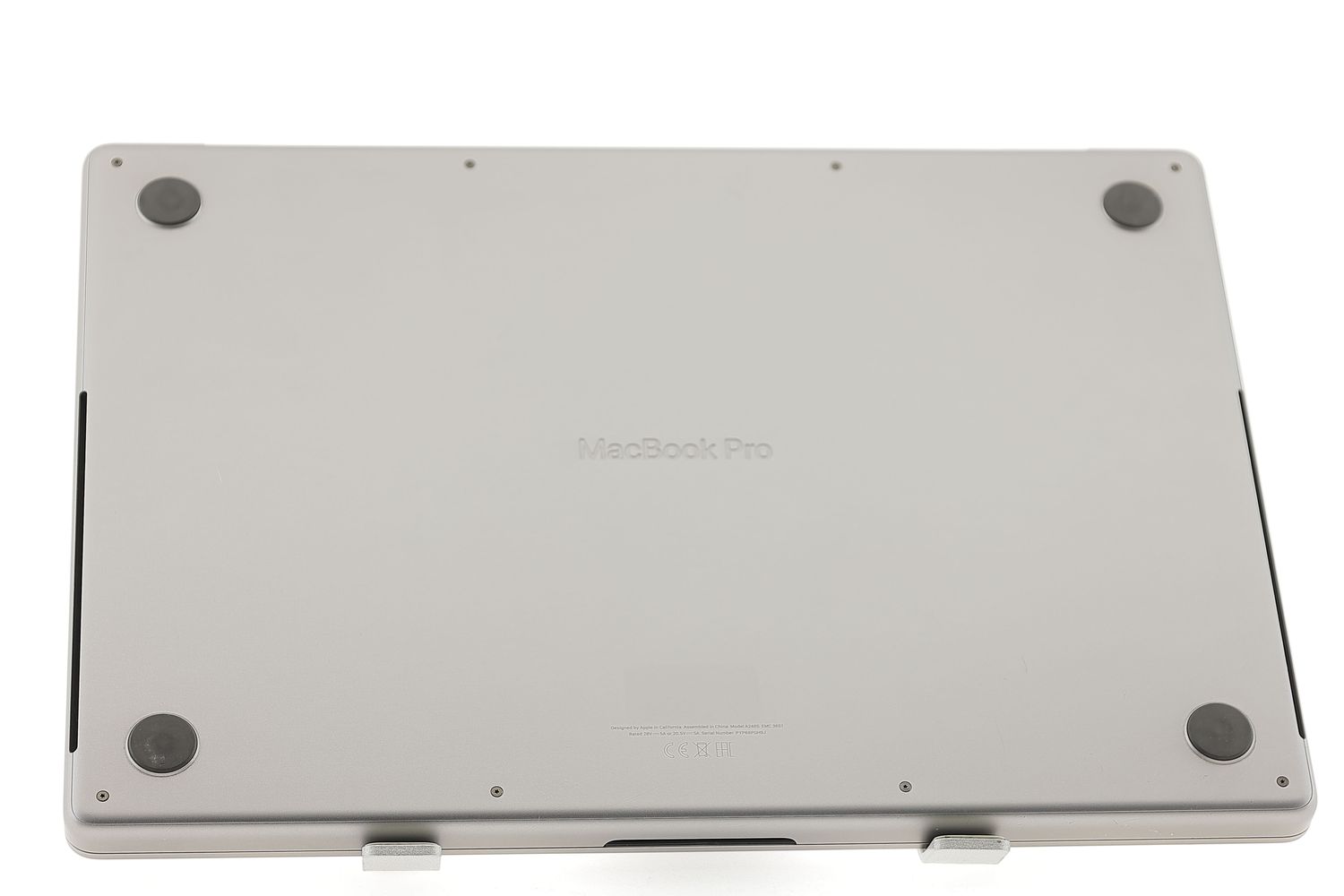 Apple MacBook Pro 16″ 2021, M1 Pro 10 Cores, 16 GB, 16 core GPU 512 GB Space Gray - Отлично