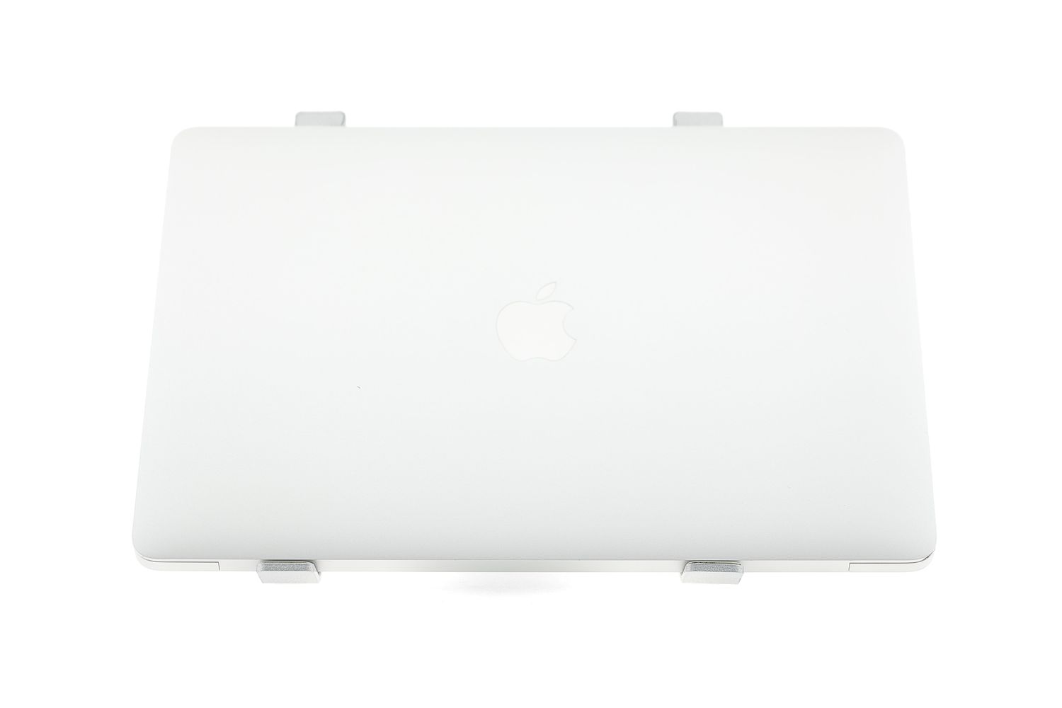Apple MacBook Air 13″ 2019, i5 1.6 GHz, 8 GB, Intel UHD Graphics 617 128 GB Silver - Foarte bun