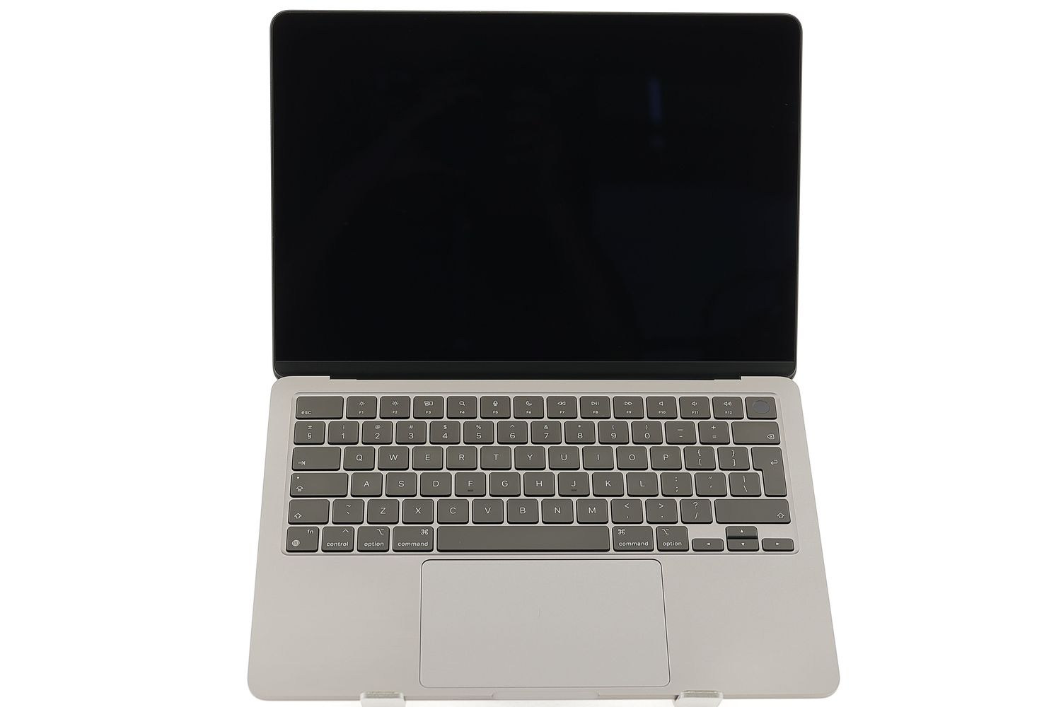 Apple MacBook Air 13″ 2024, M3 8 Cores, 16 GB, 10 core GPU 512 GB Space Gray - Újszerű