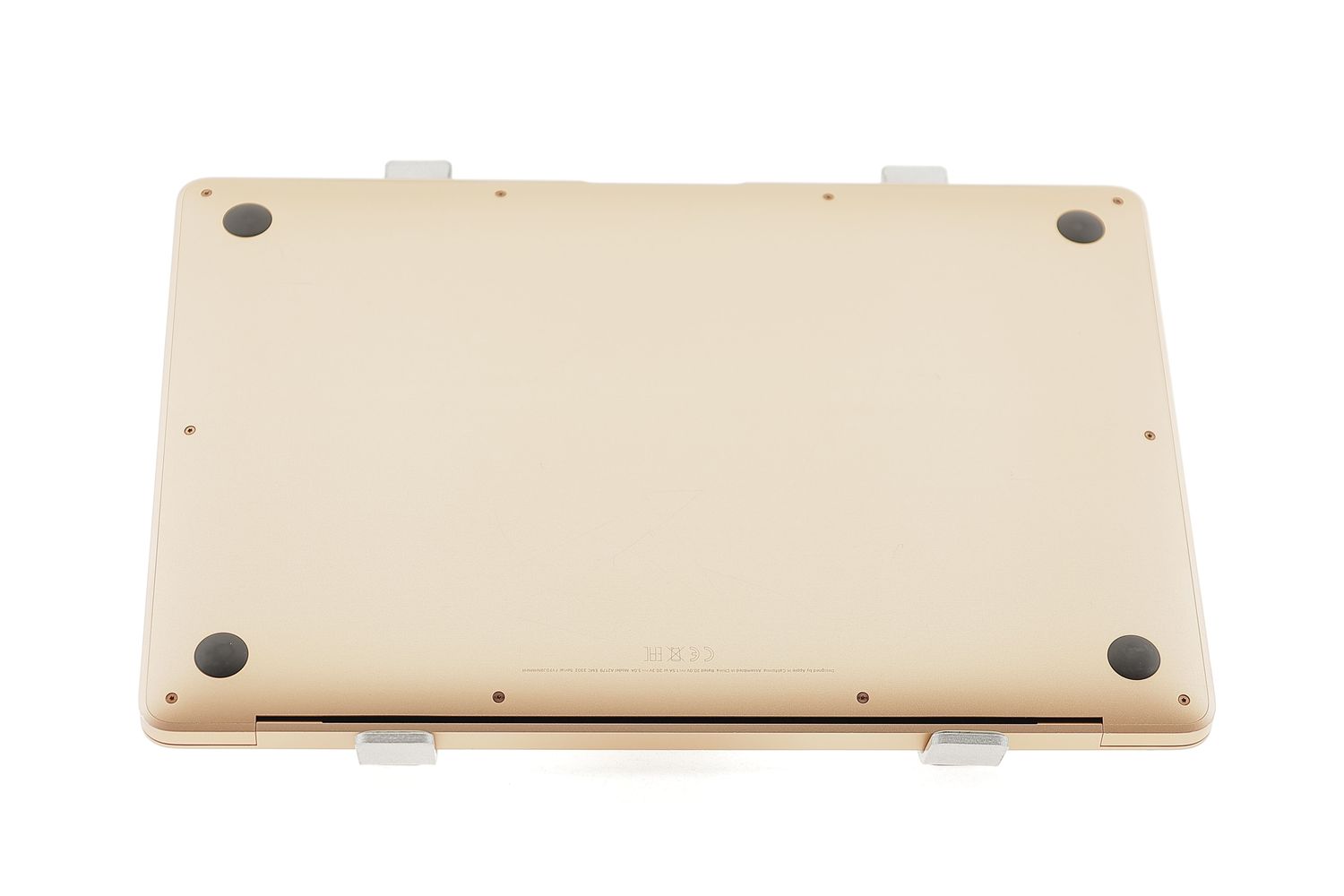 Apple MacBook Air 13″ 2020, i3 1.1 GHz, 8 GB, Intel Iris Plus 256 GB Gold - Nagyon jó