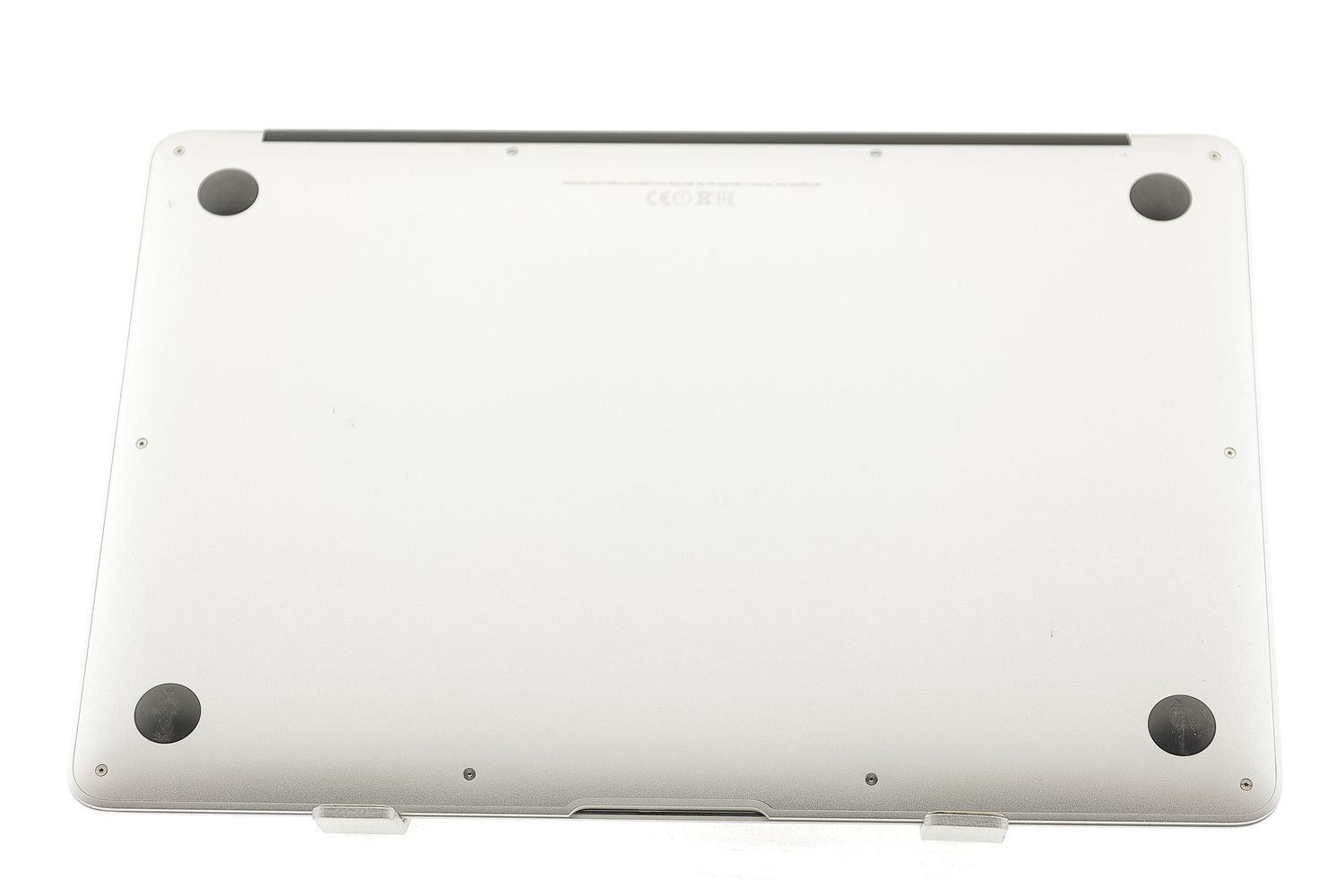 Apple MacBook Air 13″ 2017, i5 1.8 GHz, 8 GB, HD Graphics 6000 128 GB Silver - Ca nou