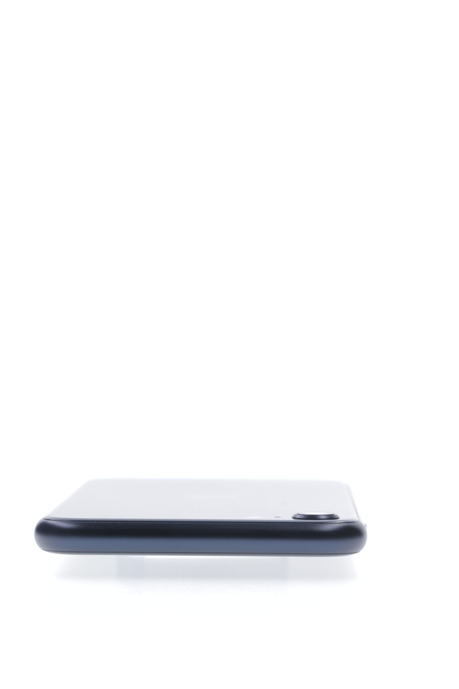 Apple iPhone SE 2022 128 GB Midnight - Много добро