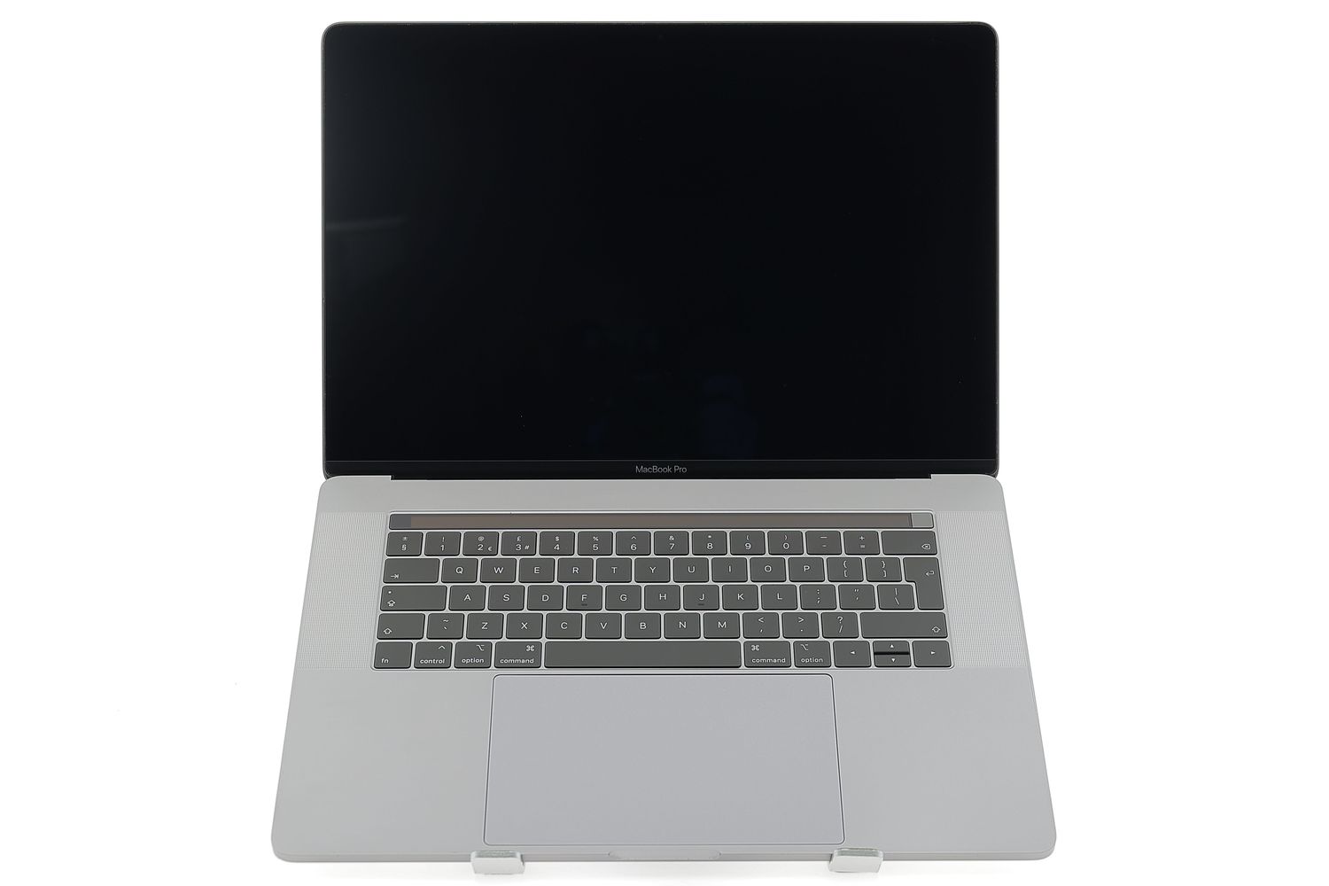 Apple MacBook Pro 15″ Touch Bar 2018, i7 2.6 GHz, 16 GB, AMD Radeon Pro 555X 512 GB Space Gray - Ca nou