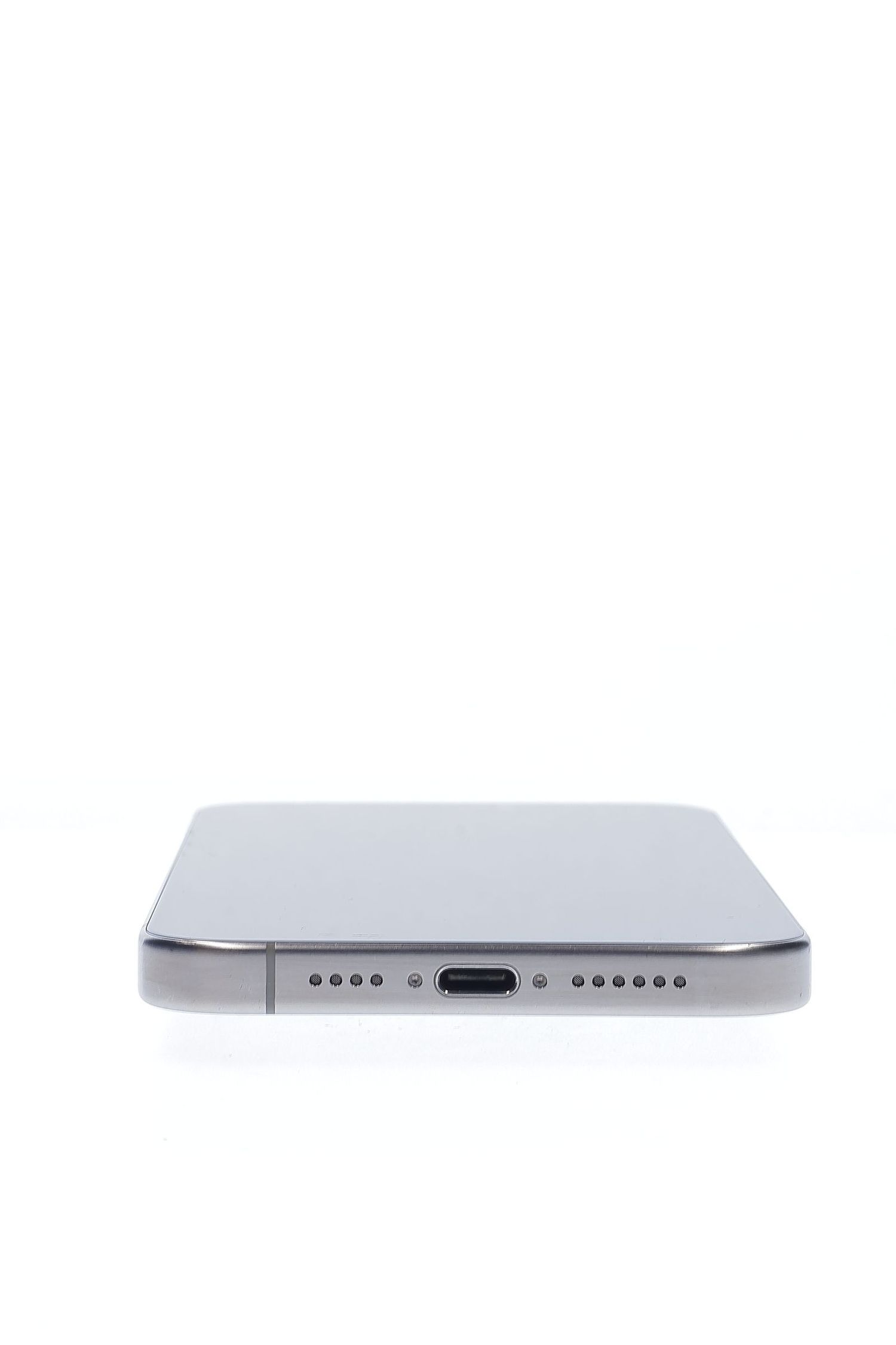 Apple iPhone 15 Pro Max 512 GB Natural Titanium - Много добро