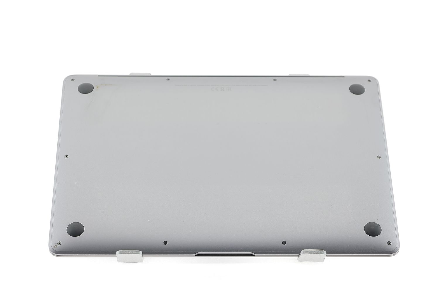 Apple MacBook Air 13″ 2020, i7 1.2 GHz, 8 GB, Intel Iris Plus 256 GB Space Gray - Bun