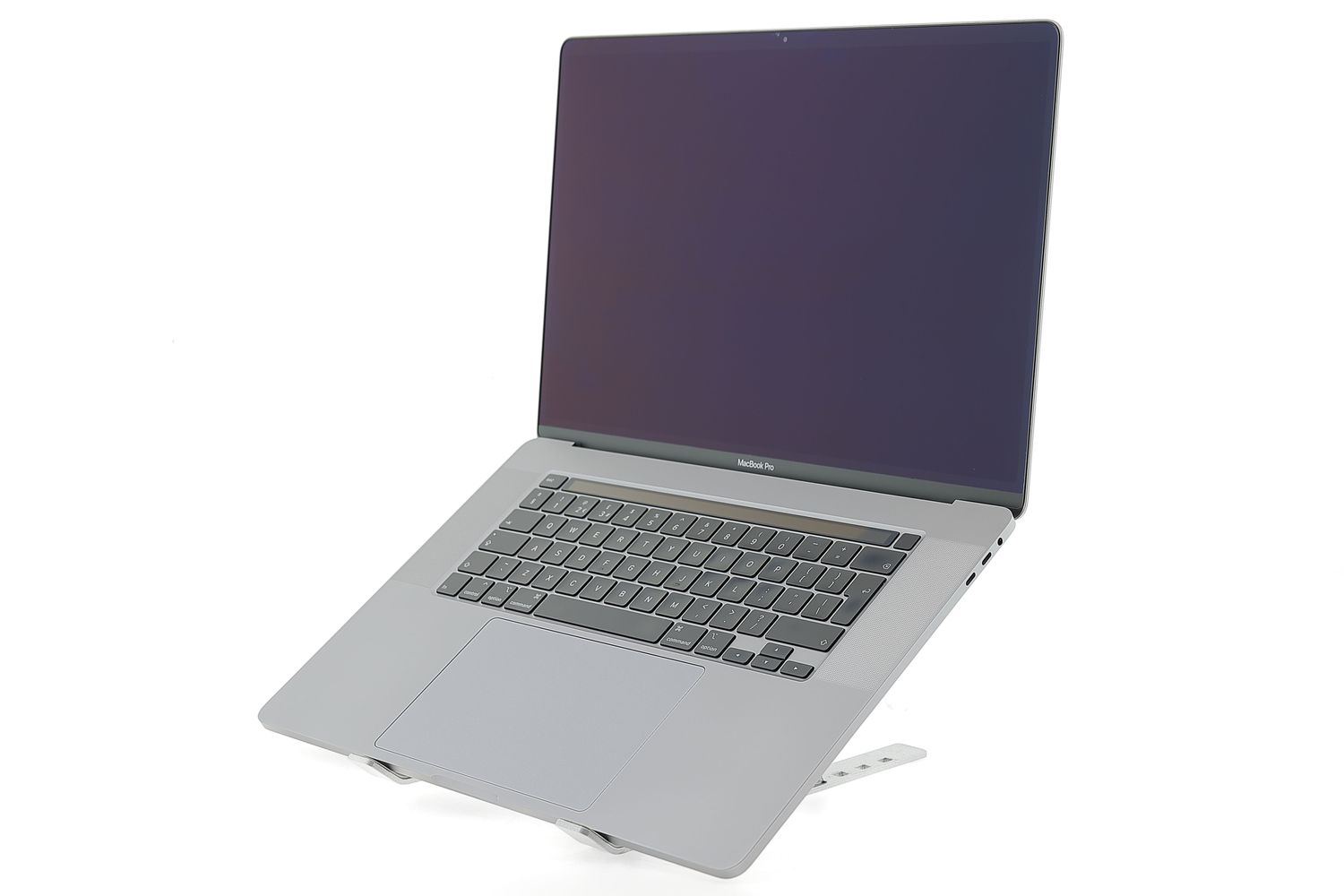 Apple MacBook Pro 16″ Touch Bar 2019, i7 2.6 GHz, 32 GB, AMD Radeon Pro 5300M 1 TB Space Gray - Bun