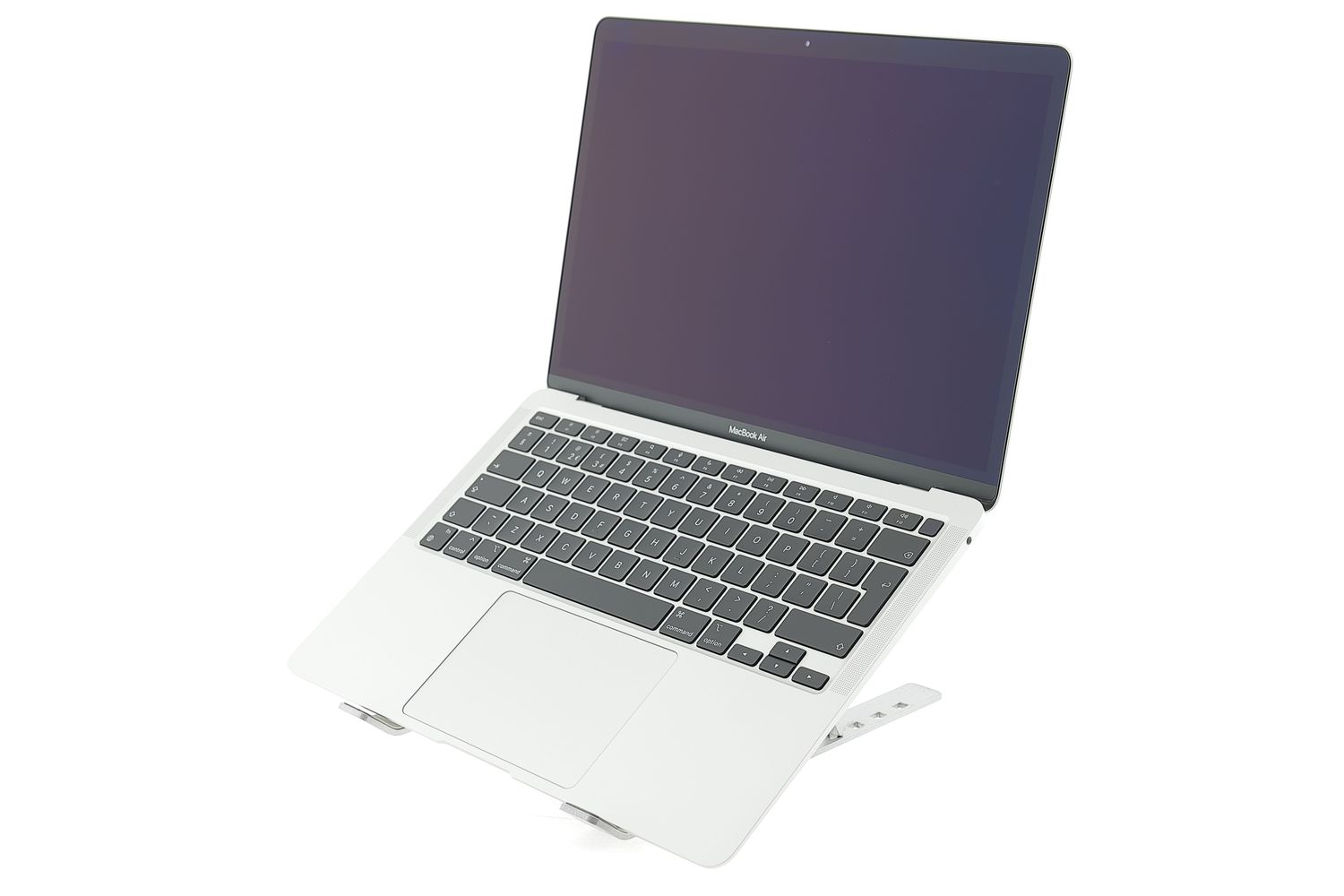 Apple MacBook Air 13″ 2020, M1 8 Cores, 8 GB, 7 core GPU, Silver