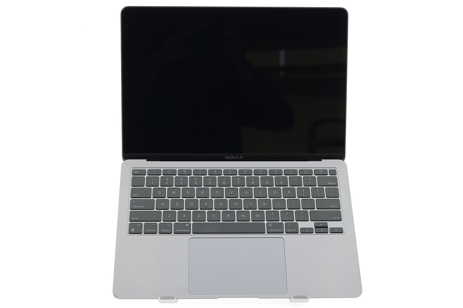 Apple MacBook Air 13″ 2020, M1 8 Cores, 8 GB, 8 core GPU 512 GB Space Gray - Nagyon jó