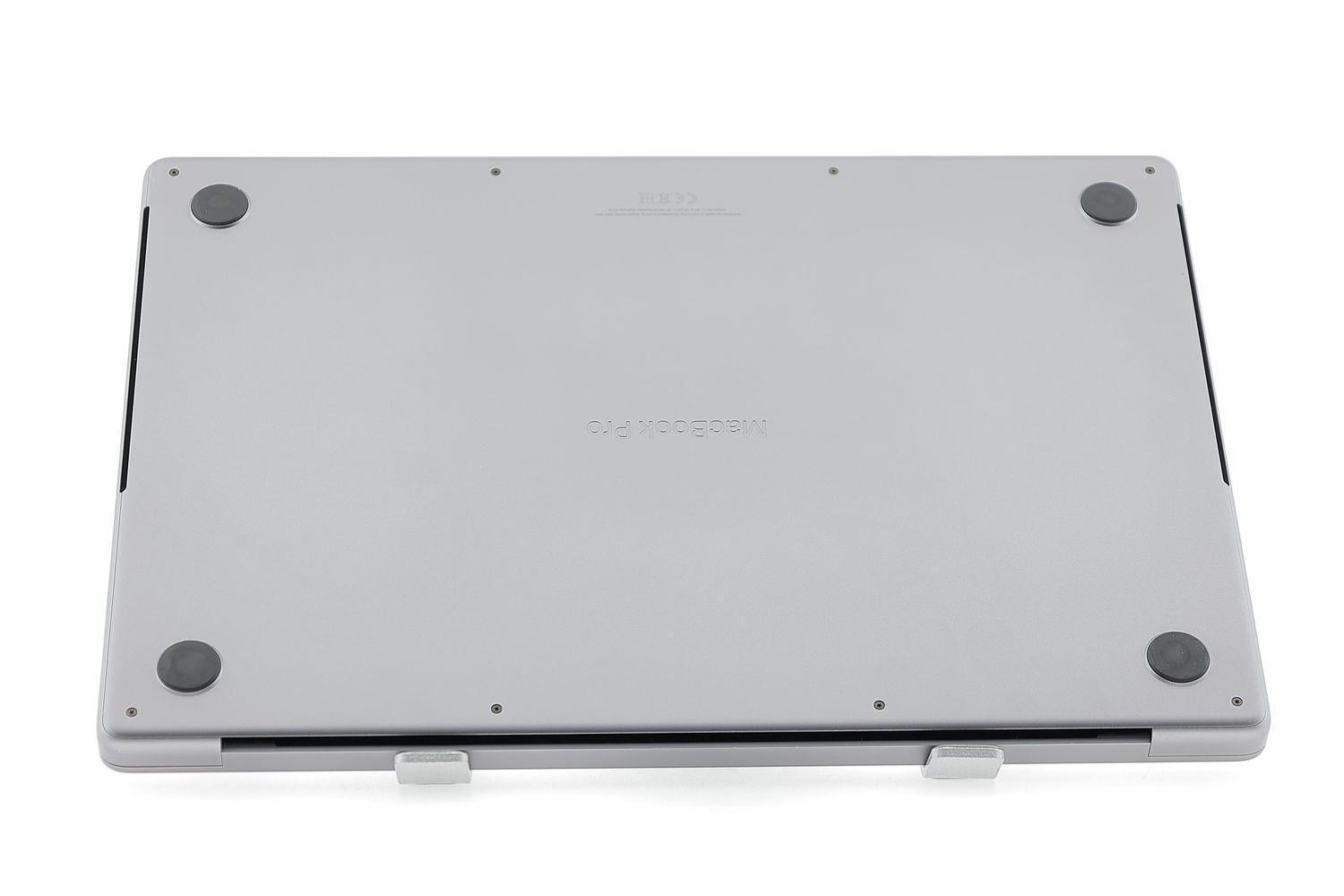 Apple MacBook Pro 16″ 2021, M1 Pro 10 Cores, 16 GB, 16 core GPU 1 TB Space Gray - Ca nou
