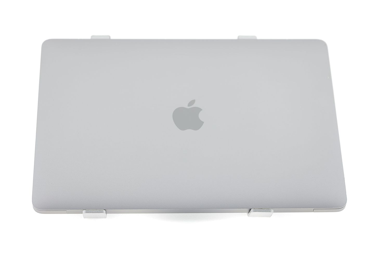 Apple MacBook Pro 13″ Touch Bar 2018, i5 2.3 GHz, 8 GB, Intel Iris Plus Graphics 655 256 GB Space Gray - Много добро