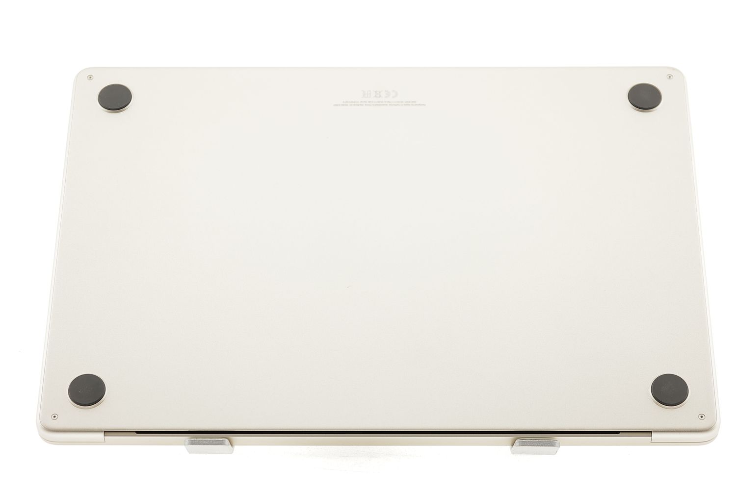 Apple MacBook Air 15″ 2023, M2 8 Cores, 8 GB, 10 core GPU 256 GB Starlight - Ca nou
