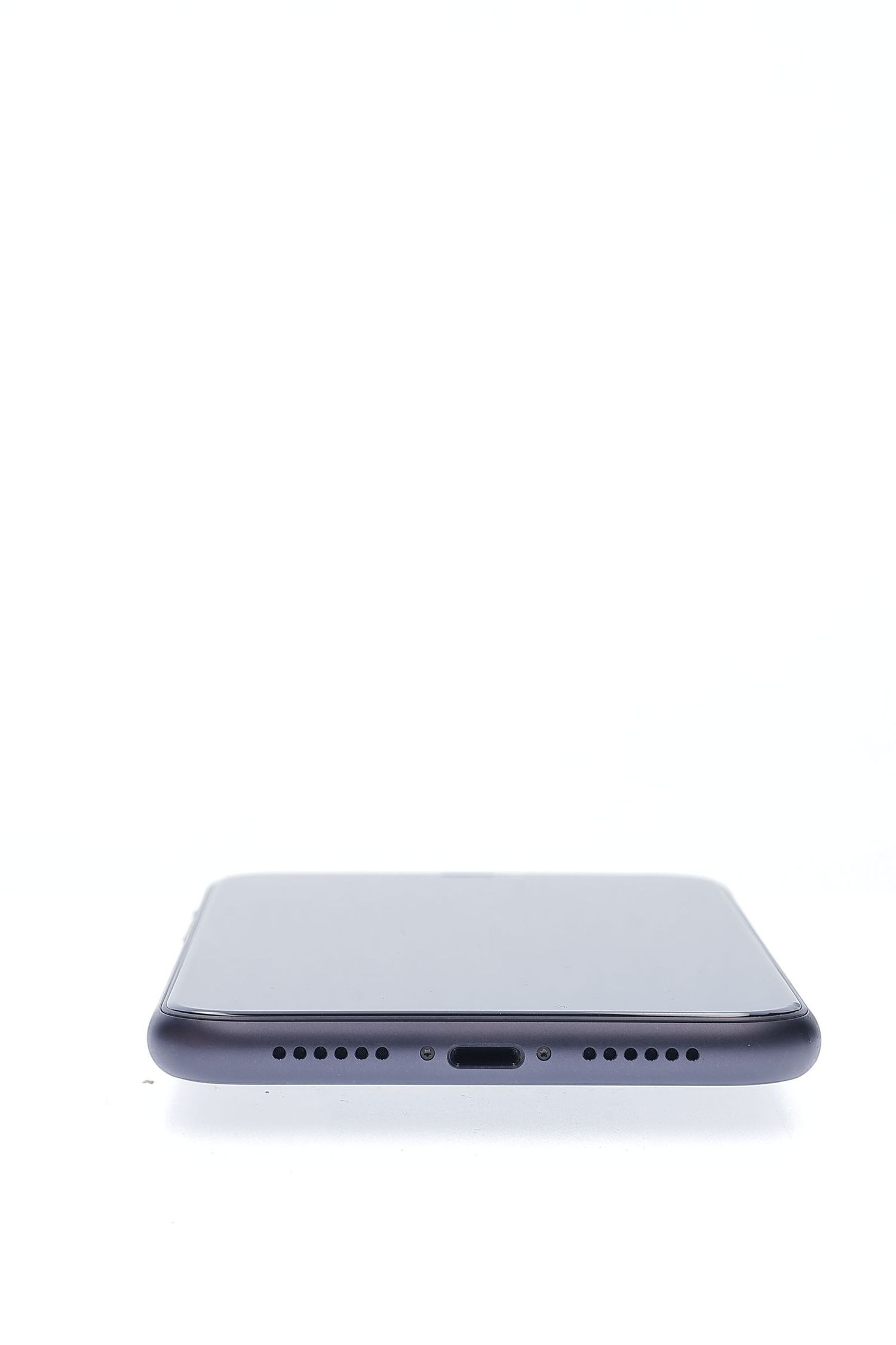 Apple iPhone 11 64 GB Black - Újszerű