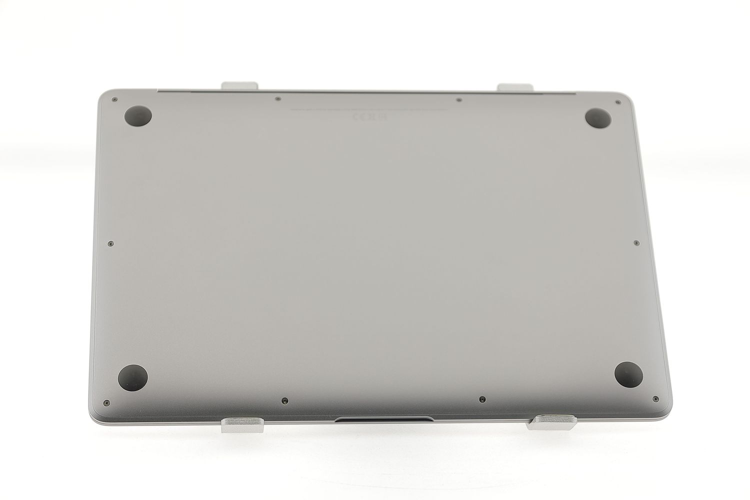 Apple MacBook Air 13″ 2020, M1 8 Cores, 8 GB, 8 core GPU 512 GB Space Gray - Ca nou