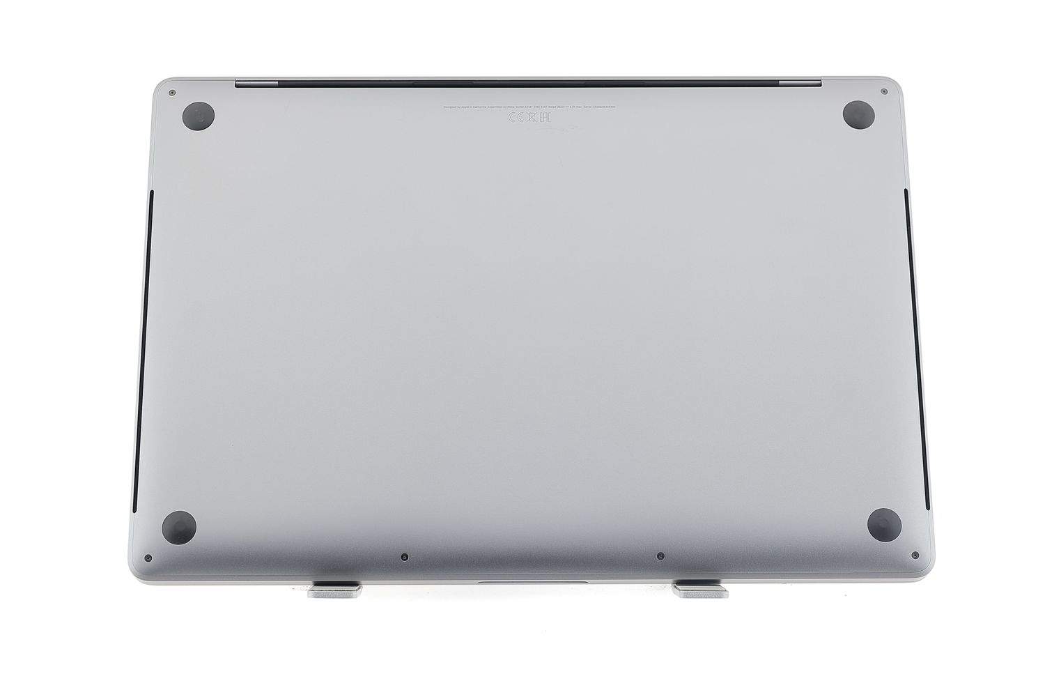 Apple MacBook Pro 16″ Touch Bar 2019, i7 2.6 GHz, 16 GB, AMD Radeon Pro 5300M 512 GB Space Gray - Foarte bun