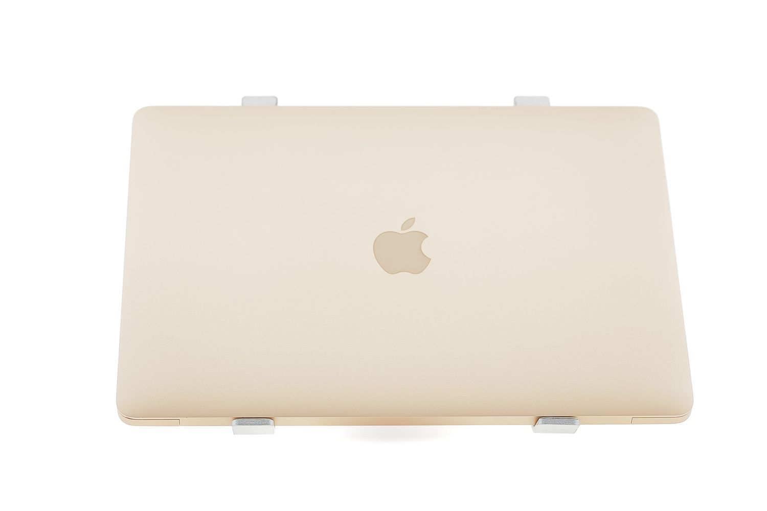 Apple MacBook Air 13″ 2018, i5 1.6 GHz, 8 GB, Intel UHD Graphics 617 128 GB Gold - Много добро