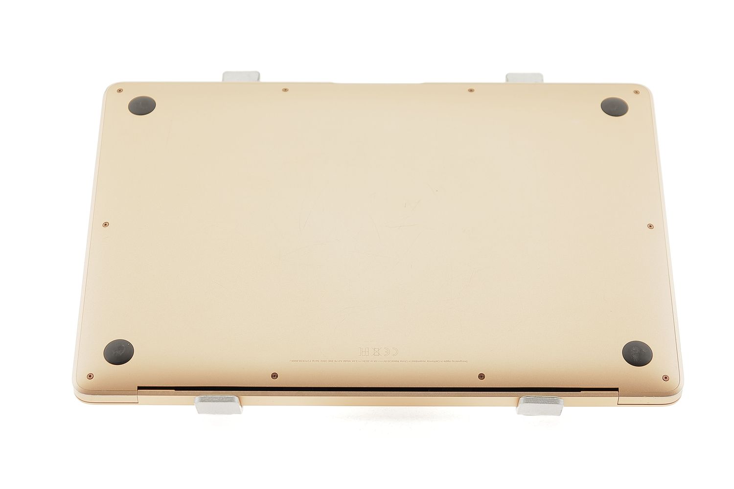Apple MacBook Air 13″ 2020, i5 1.1 GHz, 8 GB, Intel Iris Plus 512 GB Gold - Много добро