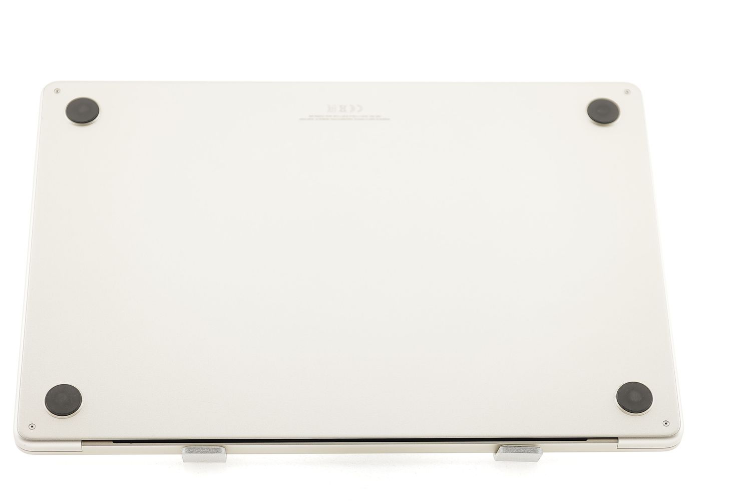 Apple MacBook Air 15″ 2023, M2 8 Cores, 8 GB, 10 core GPU 256 GB Starlight - Ca nou
