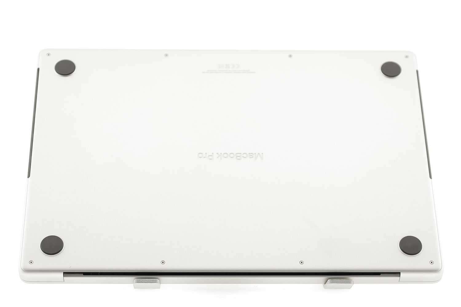 Apple MacBook Pro 16″ 2021, M1 Pro 10 Cores, 16 GB, 16 core GPU 512 GB Silver - Εξαιρετικό