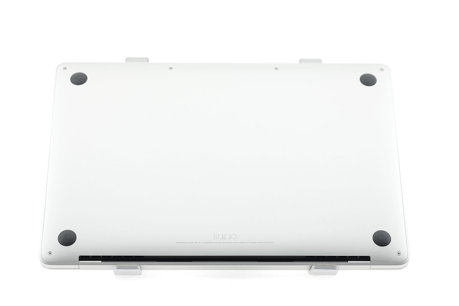 Apple MacBook Pro 13″ 2020, M1 8 Cores, 8 GB, 8 core GPU 512 GB Silver - Kiváló