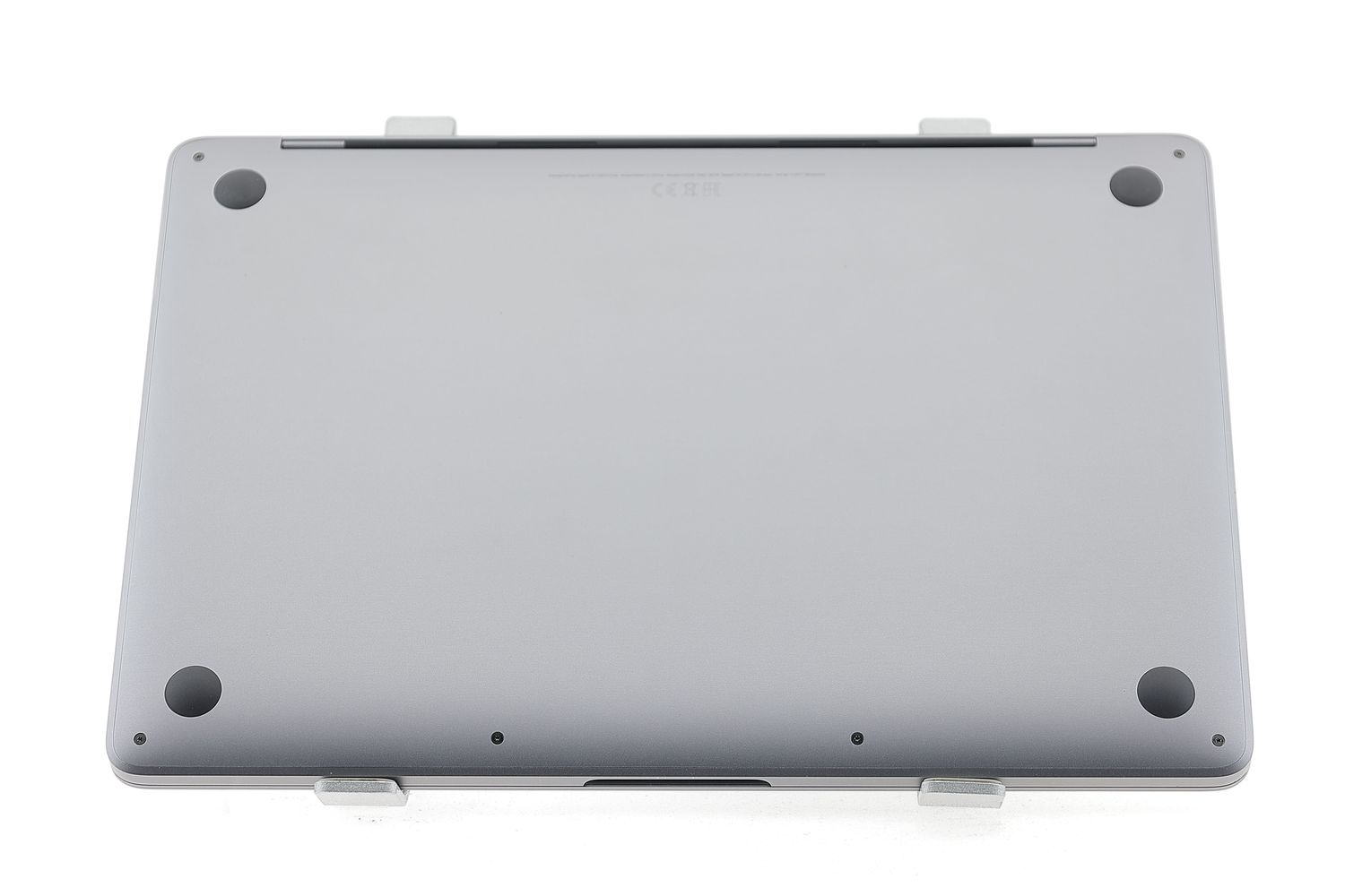 Apple MacBook Pro 13″ 2020, M1 8 Cores, 8 GB, 8 core GPU, Space