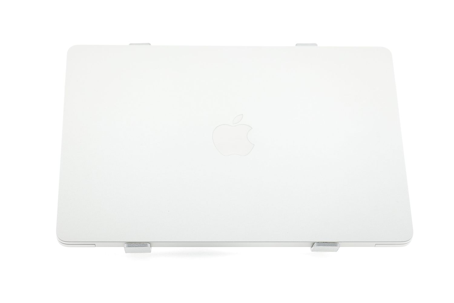 Apple MacBook Air 13″ 2022, M2 8 Cores, 8 GB, 8 core GPU 256 GB Silver - Foarte bun