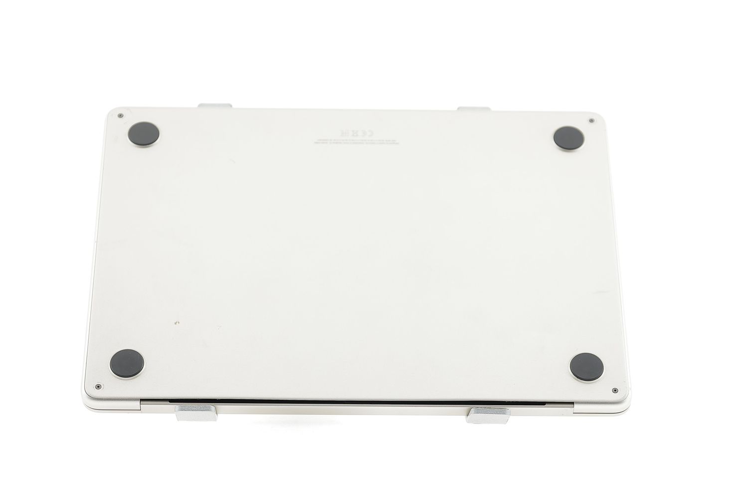 Apple MacBook Air 13″ 2022, M2 8 Cores, 16 GB, 10 core GPU 512 GB Starlight - Nagyon jó