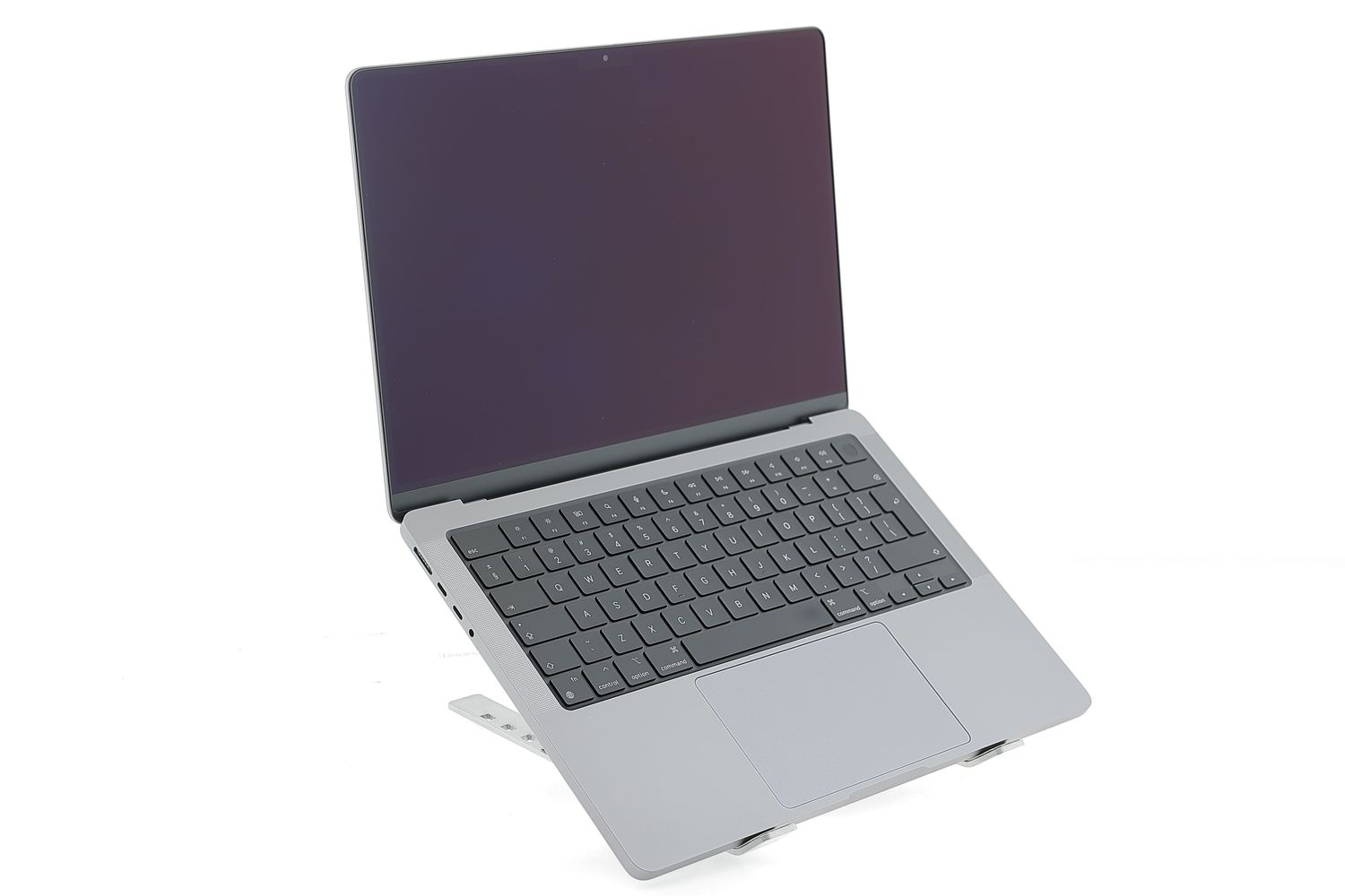 Apple MacBook Pro 14″ 2021, M1 Pro 8 Cores, 16 GB, 14 core GPU 512 GB Space Gray - Excelent