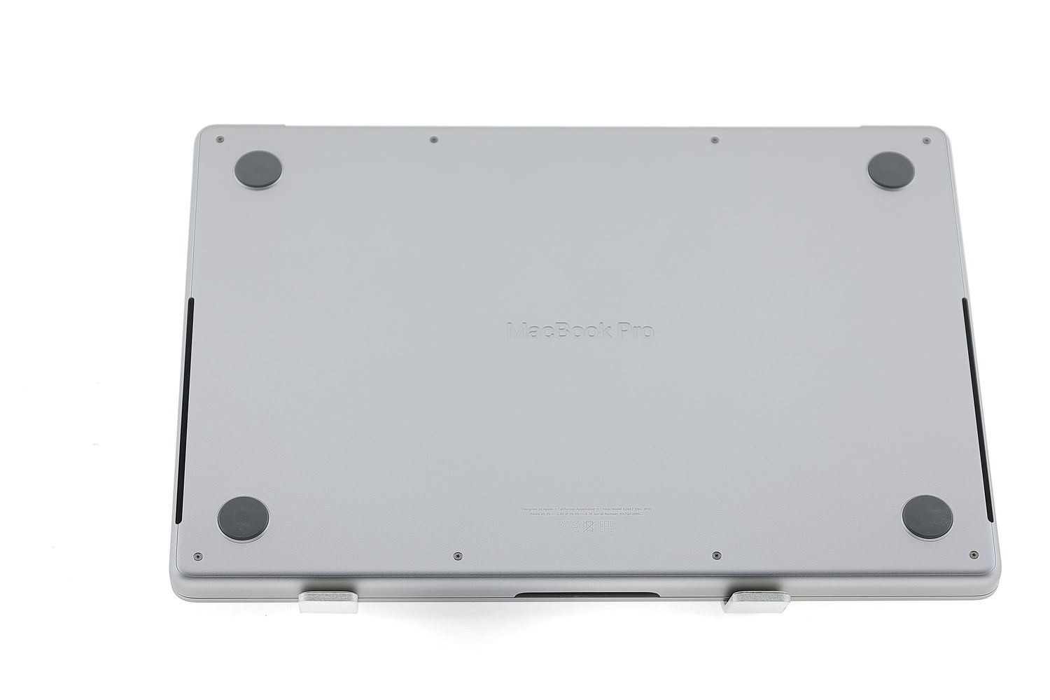 Apple MacBook Pro 14″ 2021, M1 Pro 8 Cores, 16 GB, 14 core GPU 512 GB Space Gray - Excelent