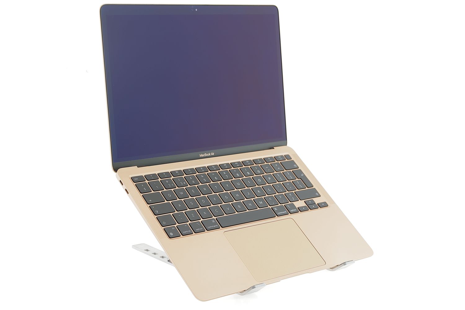 Apple MacBook Air 13″ 2020, M1 8 Cores, 8 GB, 7 core GPU 256 GB Gold - Отлично