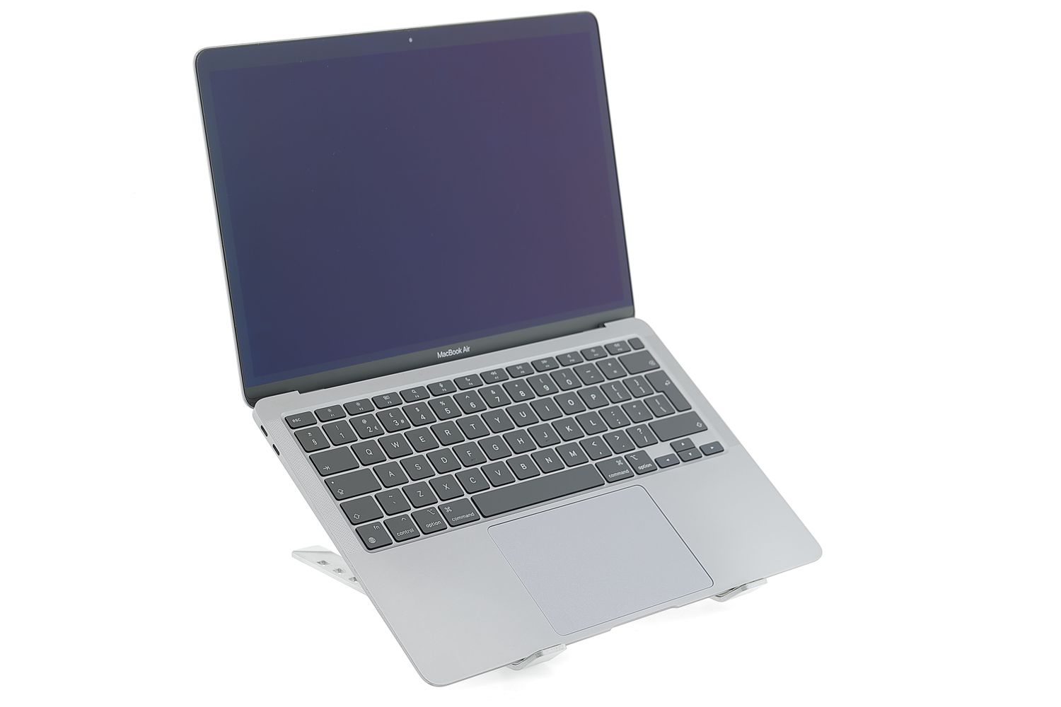 Apple MacBook Air 13″ 2020, M1 8 Cores, 8 GB, 7 core GPU 256 GB Space Gray - Excelent