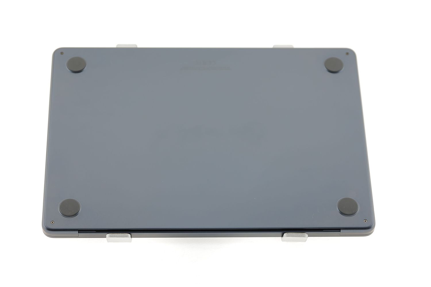 Apple MacBook Air 13″ 2022, M2 8 Cores, 8 GB, 8 core GPU 256 GB Midnight