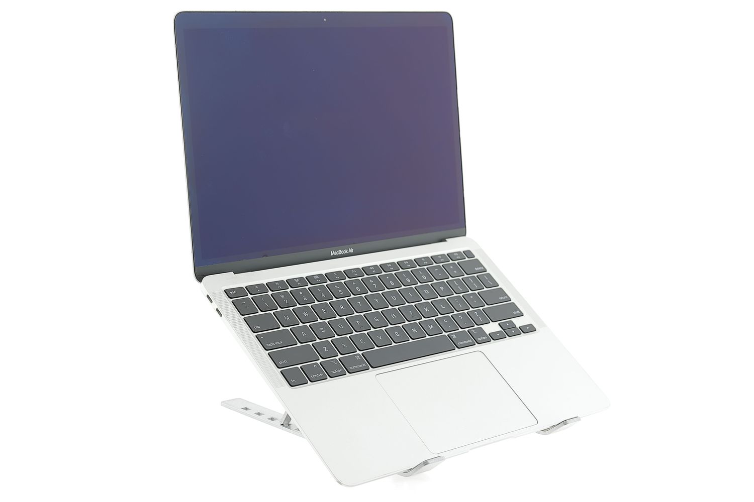 Apple MacBook Air 13″ 2020, i5 1.1 GHz, 8 GB, Intel Iris Plus 512 GB Silver - Foarte bun