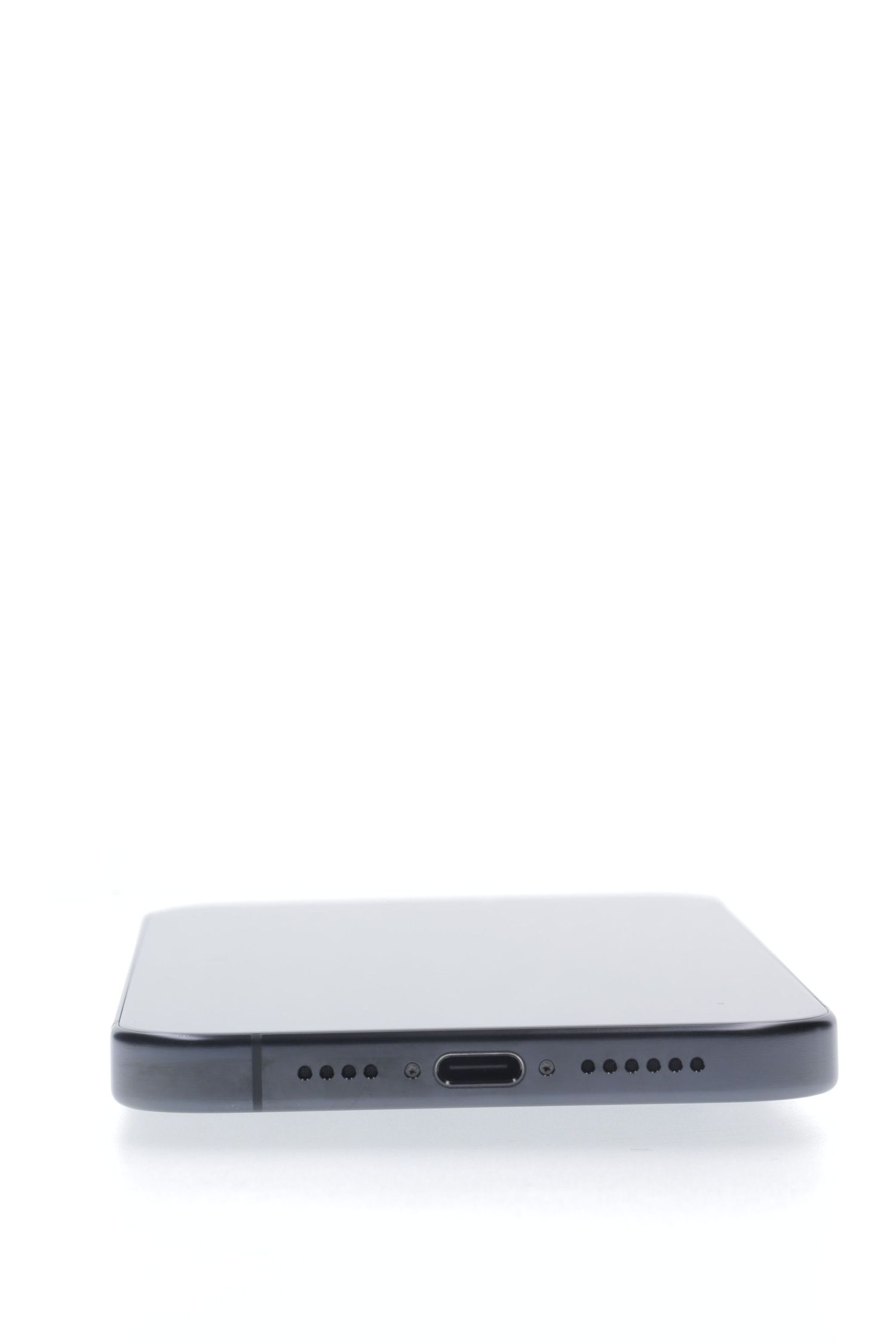 Apple iPhone 15 Pro Max 1 TB Black Titanium - Като нов