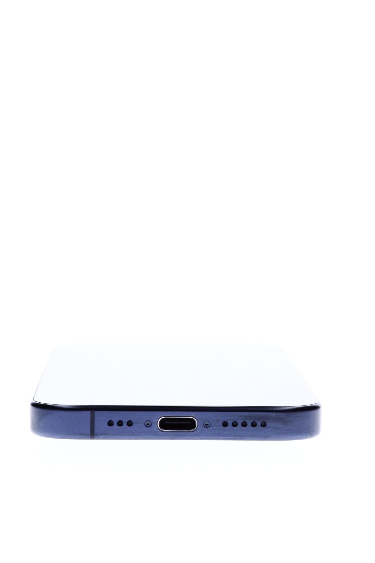 Apple iPhone 15 Pro 128 GB Blue Titanium - Újszerű