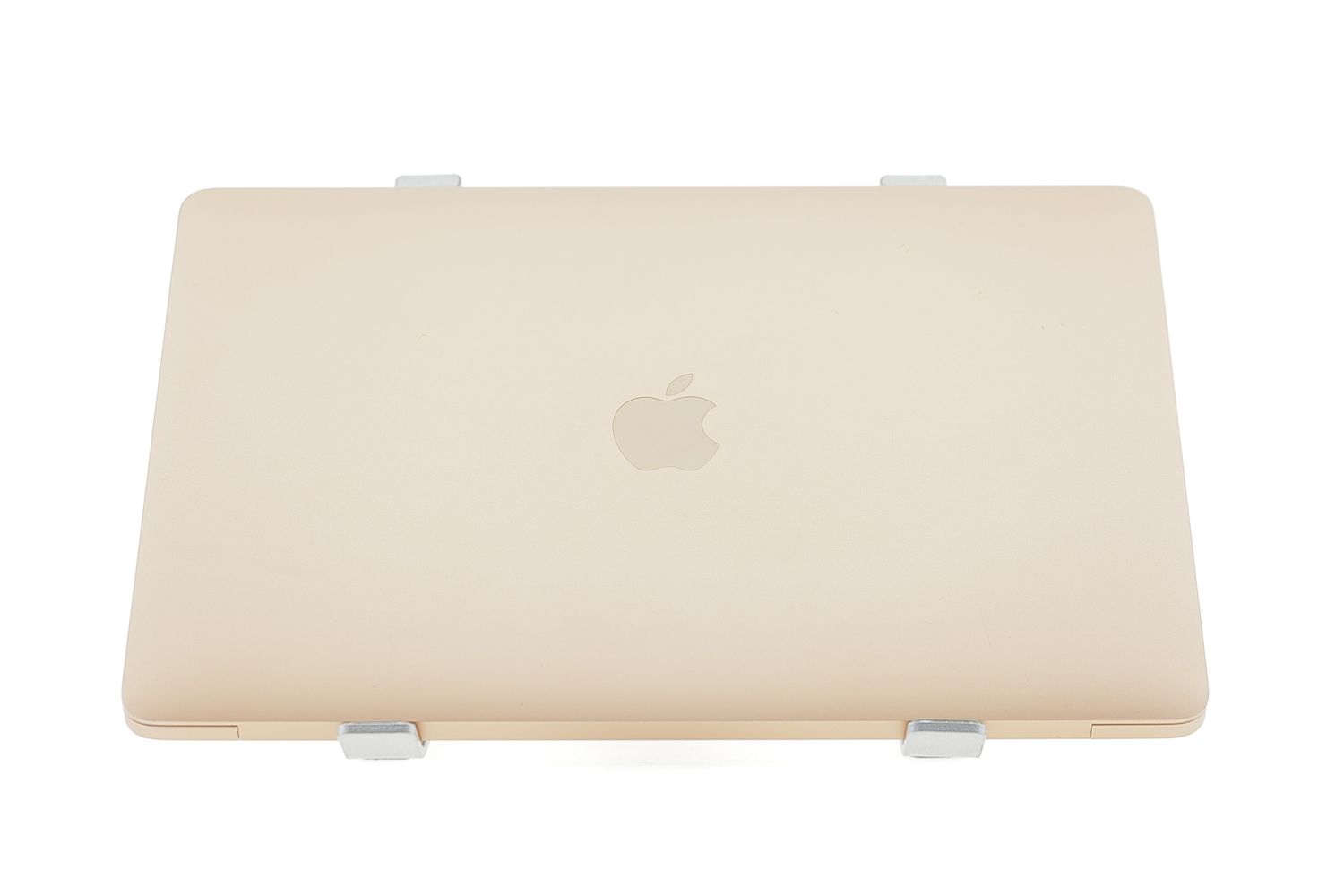 Apple MacBook Air 13″ 2020, i3 1.1 GHz, 8 GB, Intel Iris Plus 256 GB Gold - Nagyon jó