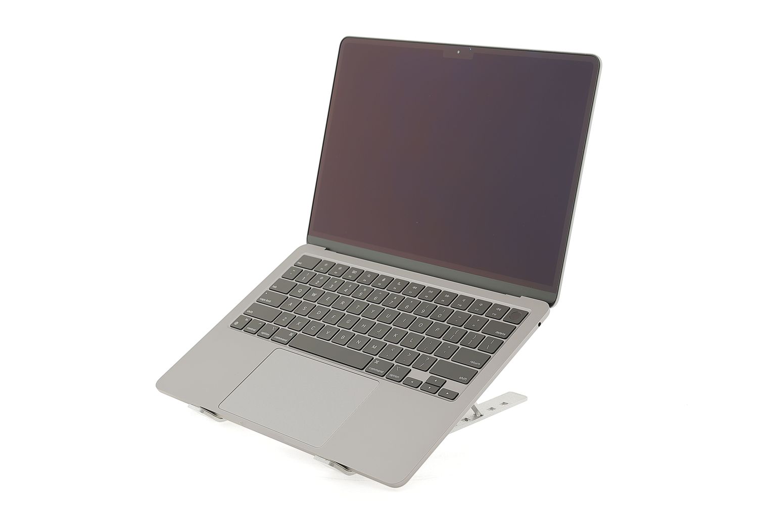 Apple MacBook Air 13″ 2022, M2 8 Cores, 8 GB, 8 core GPU 256 GB Space Gray