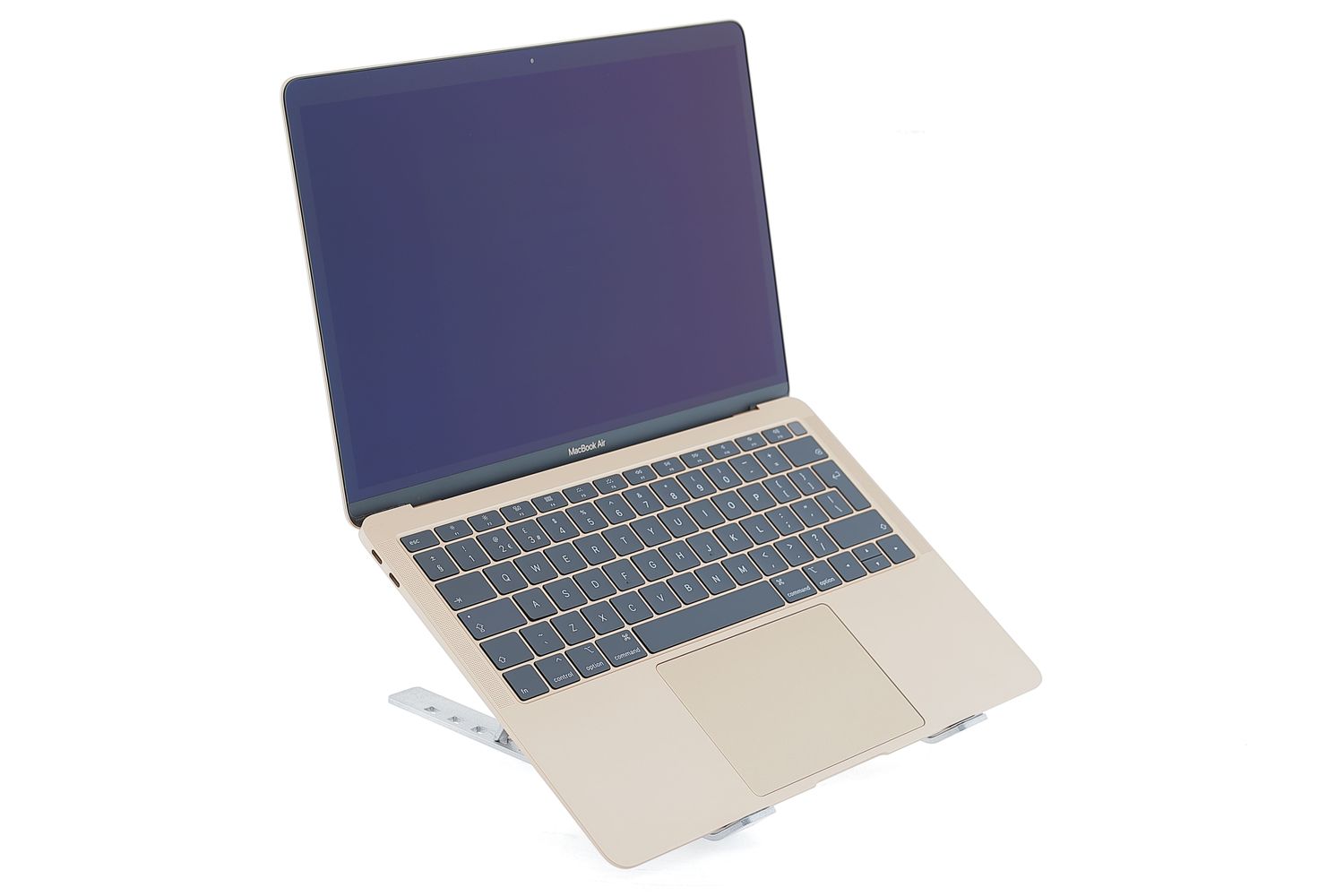 Apple MacBook Air 13″ 2019, i5 1.6 GHz, 8 GB, Intel UHD Graphics 617 128 GB Gold