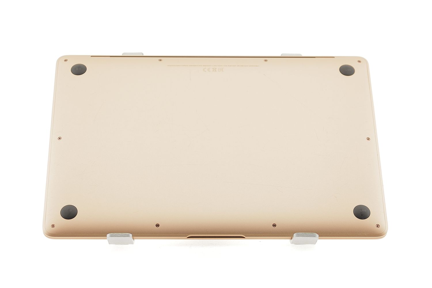 Apple MacBook Air 13″ 2020, M1 8 Cores, 8 GB, 7 core GPU 256 GB Gold - Excelent