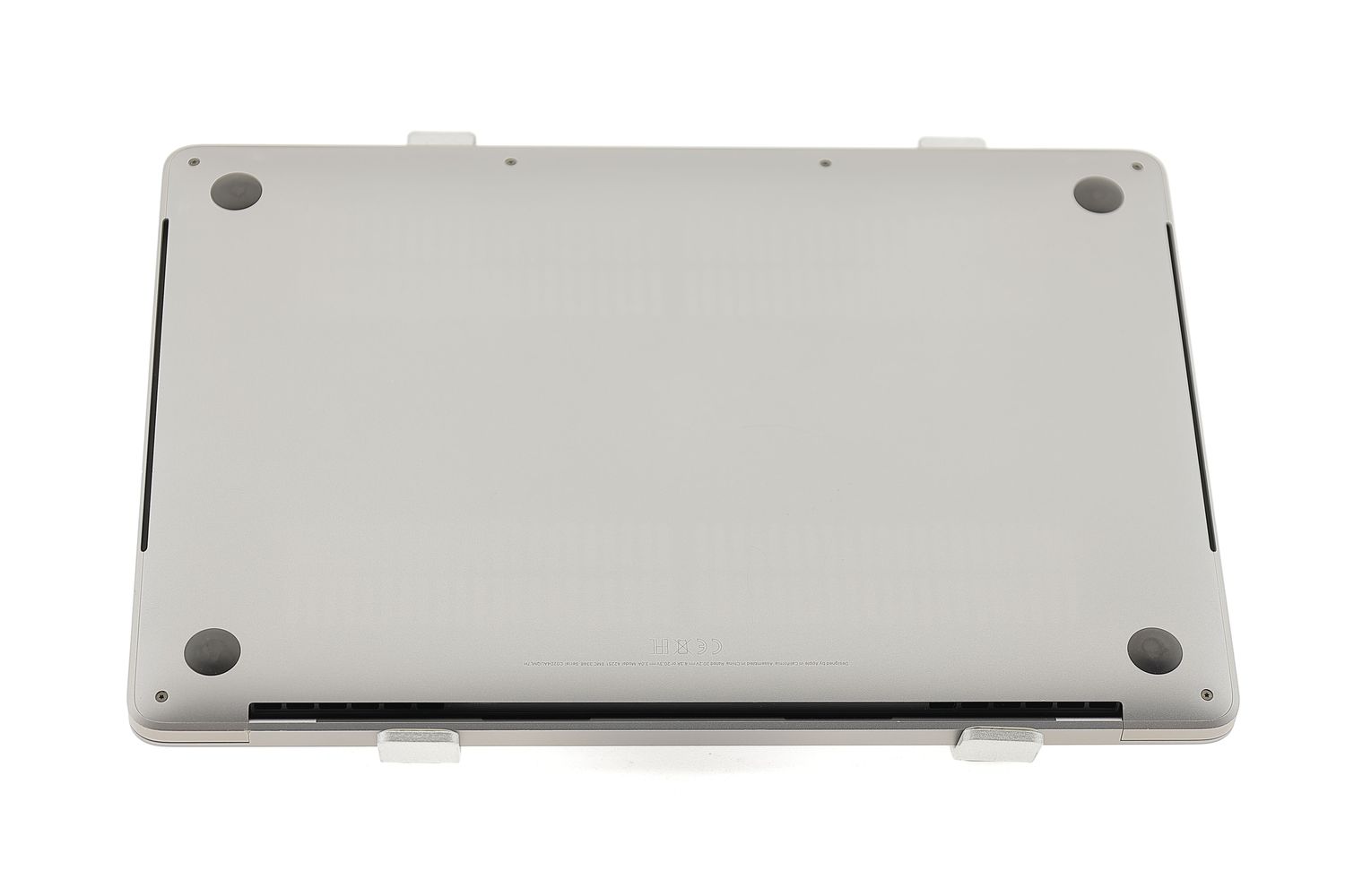 Apple MacBook Pro 13″ Touch Bar 2020, i5 2 GHz, 16 GB, Intel Iris Plus Graphics 512 GB Space Gray - Kiváló