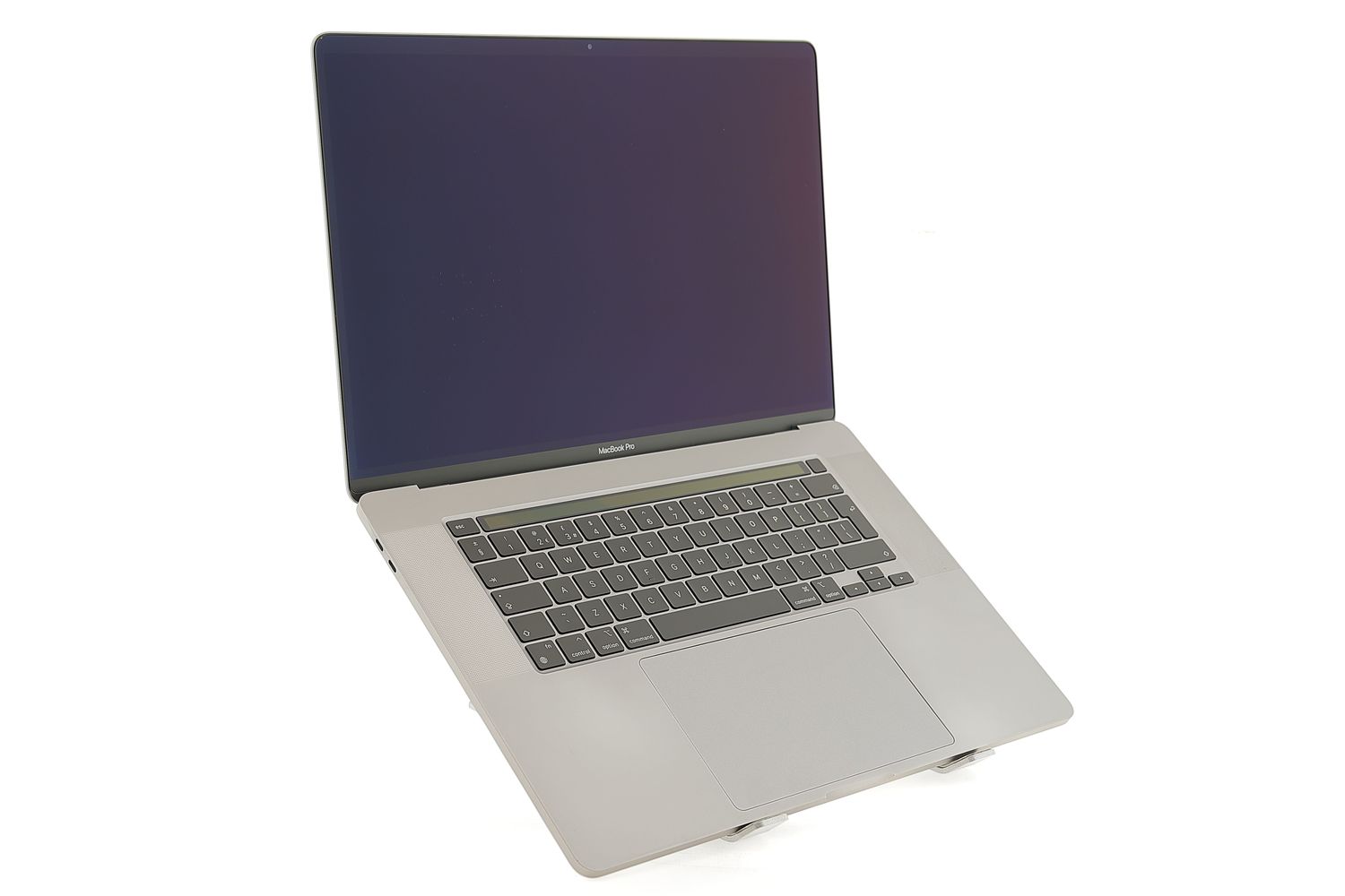 Apple MacBook Pro 16″ Touch Bar 2019, i7 2.6 GHz, 16 GB, AMD