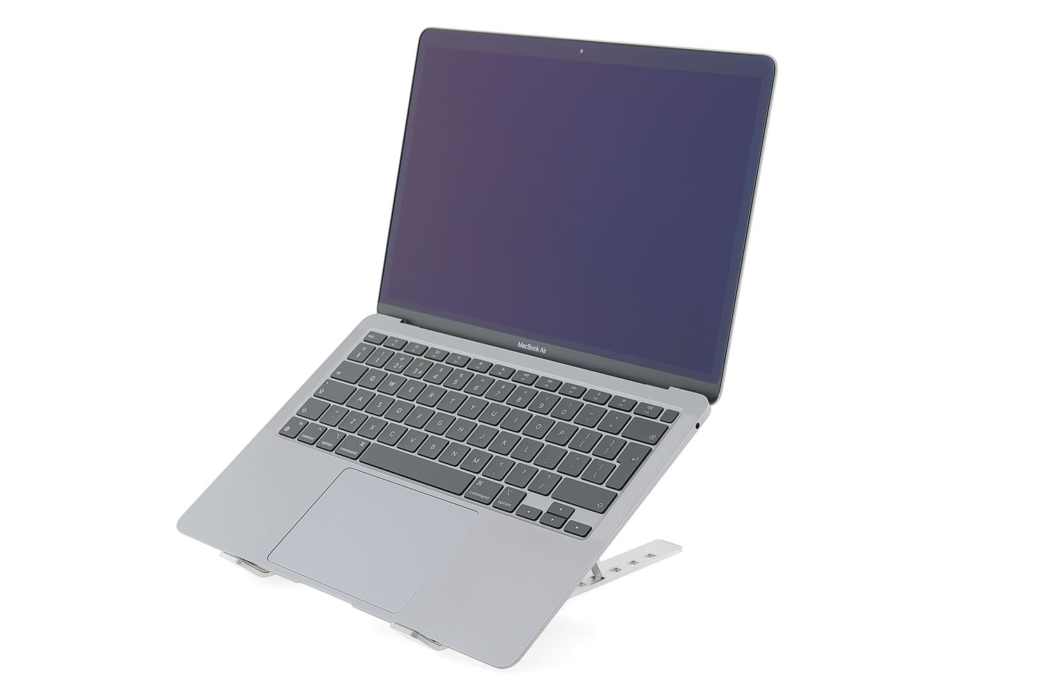 Apple MacBook Air 13″ 2020, M1 8 Cores, 8 GB, 7 core GPU 256 GB Space Gray