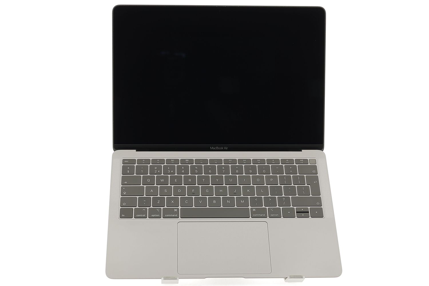 Apple MacBook Air 13″ 2019, i5 1.6 GHz, 8 GB, Intel UHD Graphics 617 256 GB Space Gray