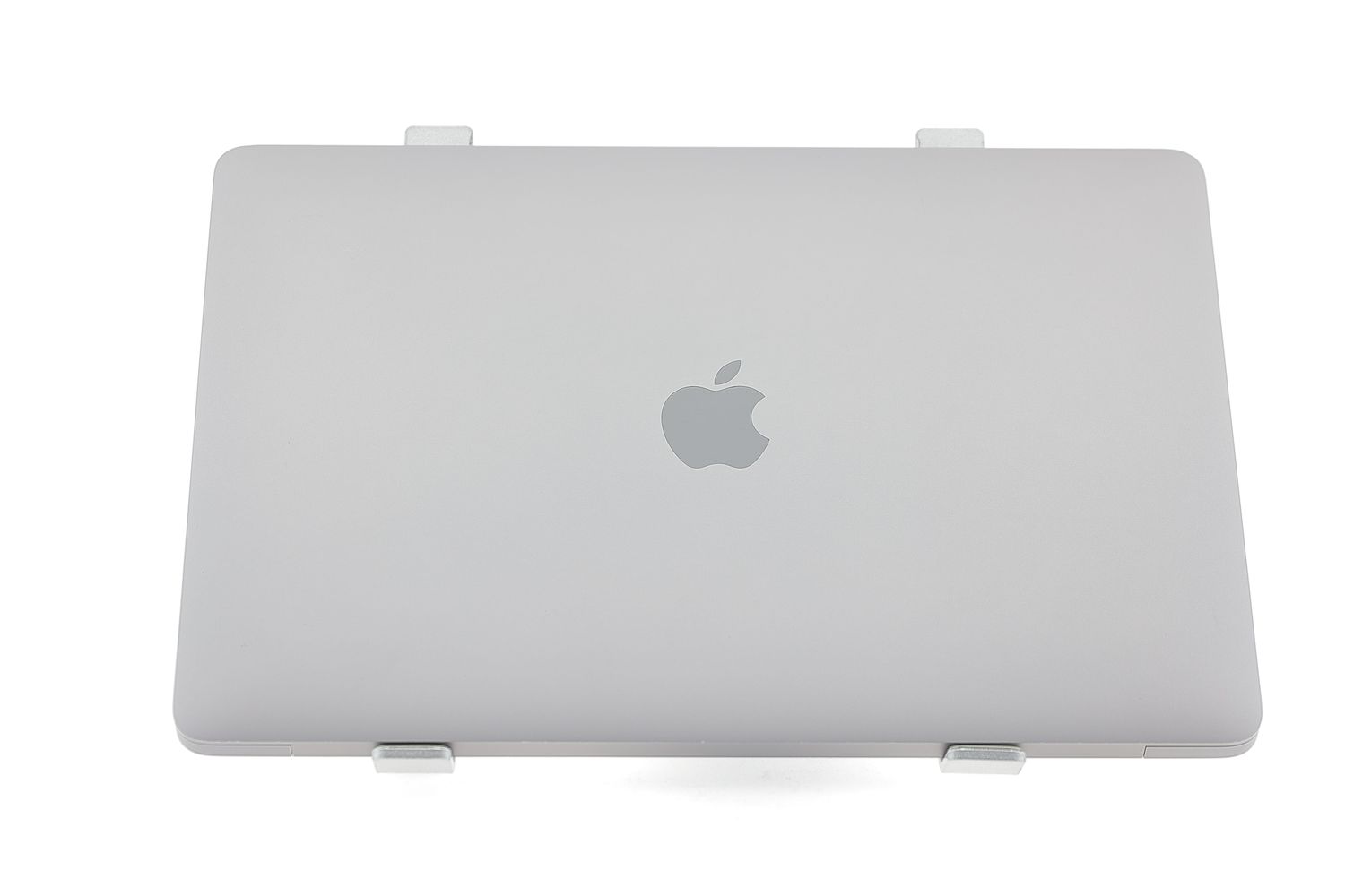 Apple MacBook Air 13″ 2020, M1 8 Cores, 8 GB, 7 core GPU 256 GB Space Gray