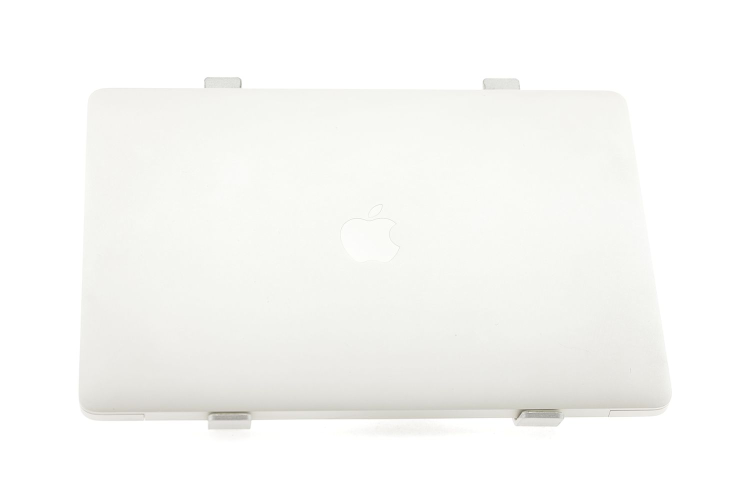 Apple MacBook Air 13″ 2019, i5 1.6 GHz, 8 GB, Intel UHD Graphics 617 256 GB Silver - Отлично