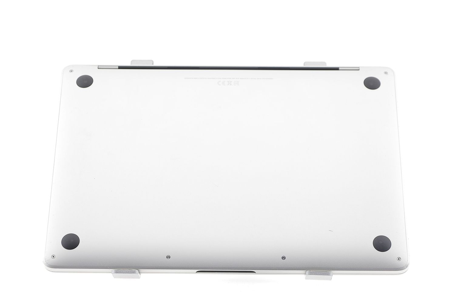 Apple MacBook Pro 13″ 2020, M1 8 Cores, 8 GB, 8 core GPU 512 GB Silver - Nagyon jó