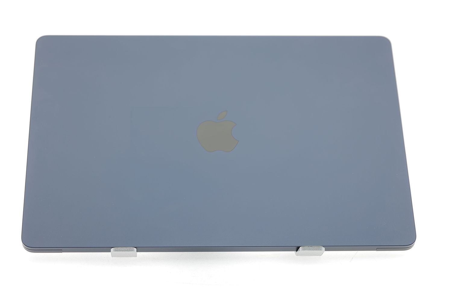 Apple MacBook Air 15″ 2024, M3 8 Cores, 8 GB, 10 core GPU 256 GB Midnight - Újszerű